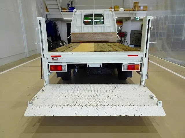 荷台内寸:270×157×34 三方開 荷台内板張り加工 2段折れ式垂直PG 300kg付|マツダ ボンゴトラック ABF-SKP2L(4WD)の写真25