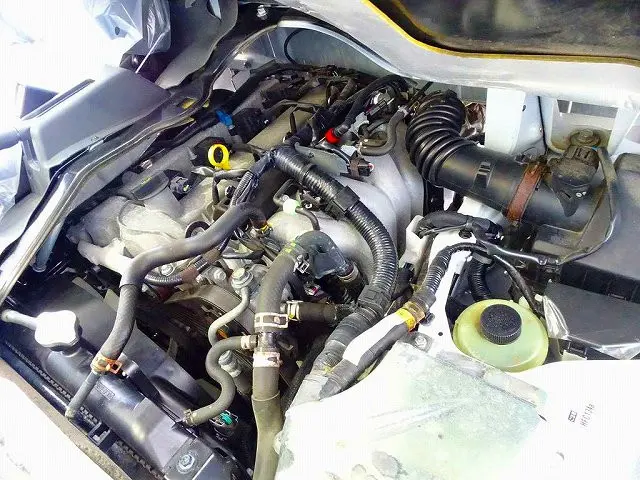 エンジンルーム|マツダ ボンゴトラック ABF-SKP2L(4WD)の写真36