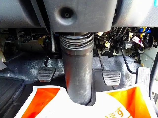 いすゞ エルフ 2RG-NMR88R(2WD)の写真20