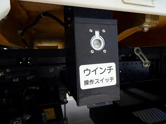 左リアタイヤウインチシャフト付(取説有)/一部装備品欠品|いすゞ エルフ 2RG-NMR88R(2WD)の写真43