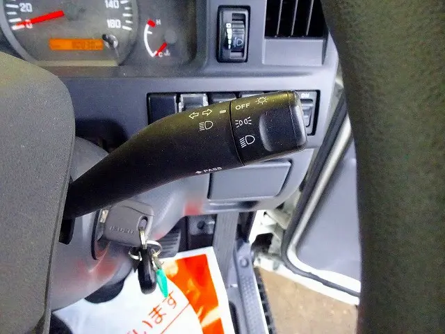 いすゞ エルフ TPG-NKS85A(4WD)の写真17