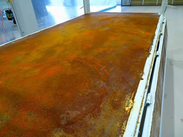 荷台内寸:307×162×38 三方開 床/前立て鳥居鉄板張り 垂直PG/600kg 長:100cm/有効長:87cm 幅:158cm 左リア支柱PG上下スイッチ 左シャシリアPGスイッチコード|いすゞ エルフ TPG-NKS85A(4WD)の写真26