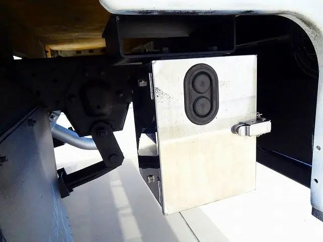 垂直パワーゲート 600kg 新明和/RE06-1133 長:100cm/有効長:87cm 幅:158cm 左リア支柱PG上下スイッチ 左シャシリアPGスイッチコード|いすゞ エルフ TPG-NKS85A(4WD)の写真33