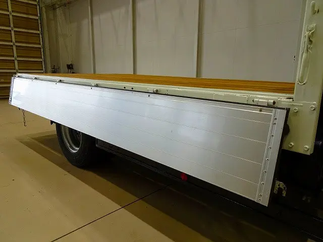 荷台内寸：366×208×38　三方開　アルミアオリ　床板アピトン張替え済み　リアアオリチェーン2個　タダノ4段 2.9t吊りクレーン付|日野 デュトロ TKG-XZU710M(2WD)の写真25