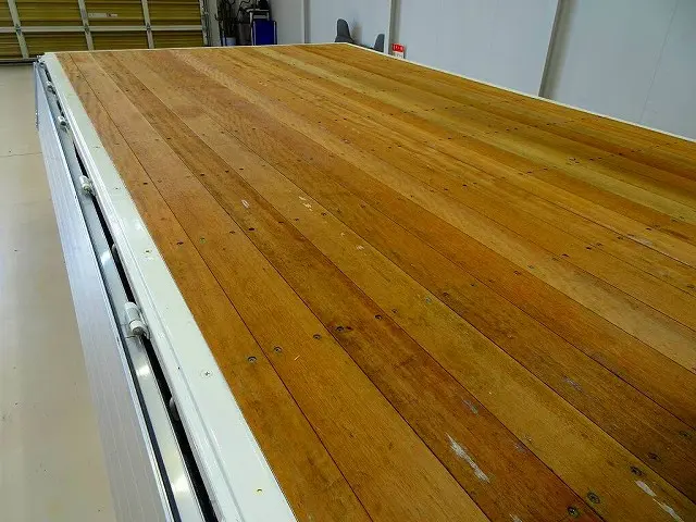 荷台内寸：366×208×38　三方開　アルミアオリ　床板アピトン張替え済み　リアアオリチェーン2個　タダノ4段 2.9t吊りクレーン付|日野 デュトロ TKG-XZU710M(2WD)の写真26