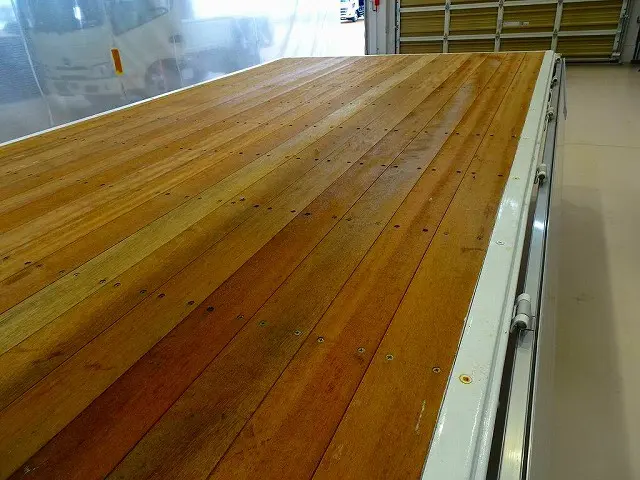 荷台内寸：366×208×38　三方開　アルミアオリ　床板アピトン張替え済み　リアアオリチェーン2個　タダノ4段 2.9t吊りクレーン付|日野 デュトロ TKG-XZU710M(2WD)の写真28