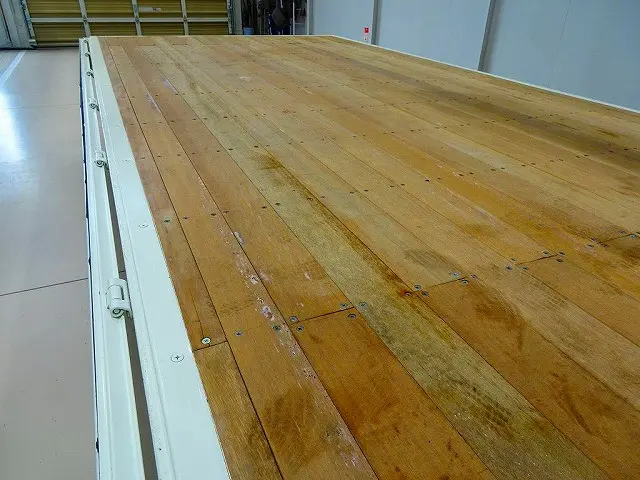 荷台内寸:430×208×38 三方開 床板アピトン張り替え 横ねた13本 タダノ4段 2.6t吊り TM-ZR264 H18年製 ラジコン/フックイン付 ※令和7年4月クレーン年次点検済|トヨタ ダイナ TKG-XZU720(2WD)の写真25