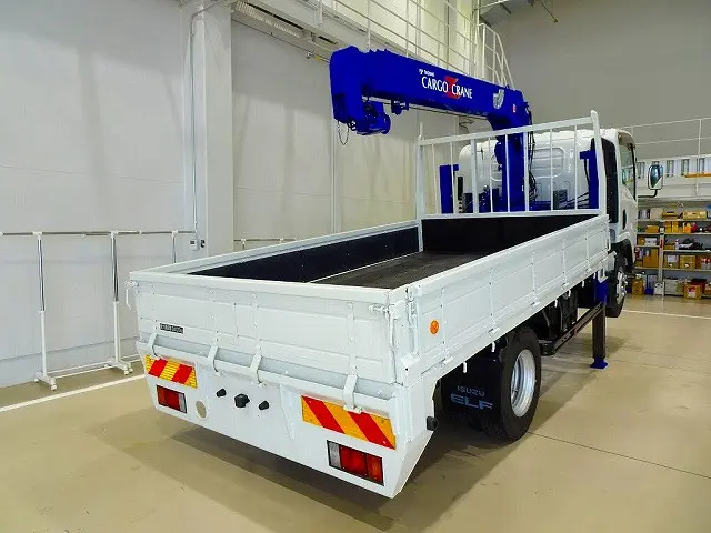 お問合せ管理No.E310　H30 エルフ 3.4t 高床 ワイドロング タダノ4段セルフクレーン付|いすゞ エルフ TPG-NPR85YN(2WD)の写真3