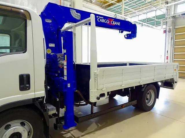 荷台内寸：367×210×40　三方開　床板アピトン張替え　横ねた17本(チャンネル増し4本)　リアブル積み加工　リアアオリ支柱脱着可　タダノ4段 2.9t吊りセルフクレーン付|いすゞ エルフ TPG-NPR85YN(2WD)の写真24