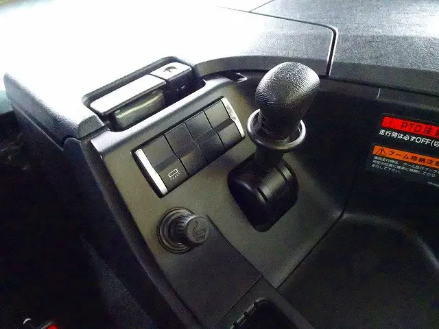 フロア7MT|三菱 スーパーグレート 2KG-FS70HZ(8x4)の写真19