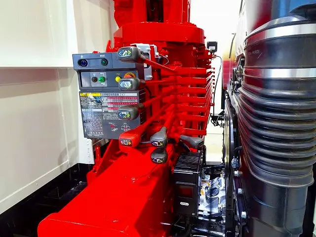 ユニック5段 2.9t吊り URG505 R5年製新品クレーン ラジコン/フックイン付 高さ制限/未格納警報装置 ML警報型|三菱 スーパーグレート 2KG-FS70HZ(8x4)の写真32