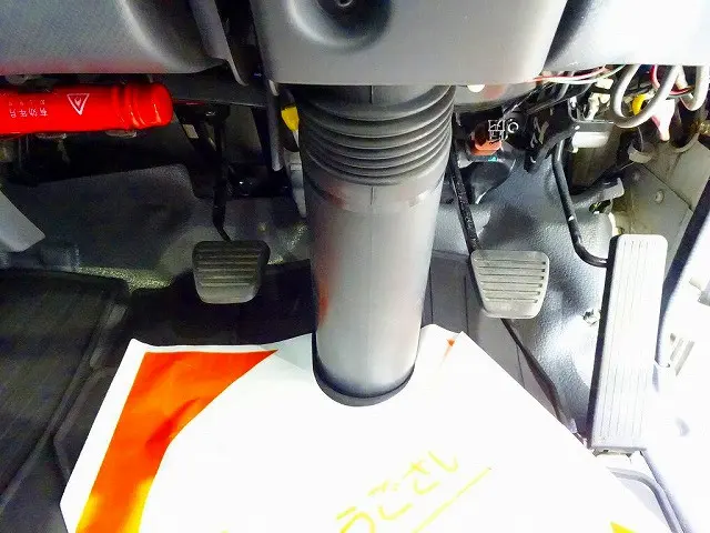 いすゞ エルフ TRG-NMR85R(2WD)の写真16