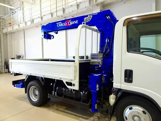 いすゞ エルフ TRG-NMR85R(2WD)の写真21