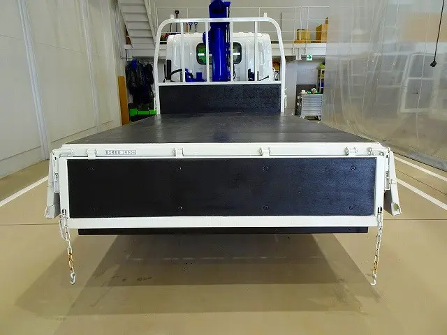 荷台内寸：285×180×38　三方開　床鉄板張り　リアアオリチェーン2個　タダノ4段 2.6t吊りクレーン付|いすゞ エルフ TRG-NMR85R(2WD)の写真29