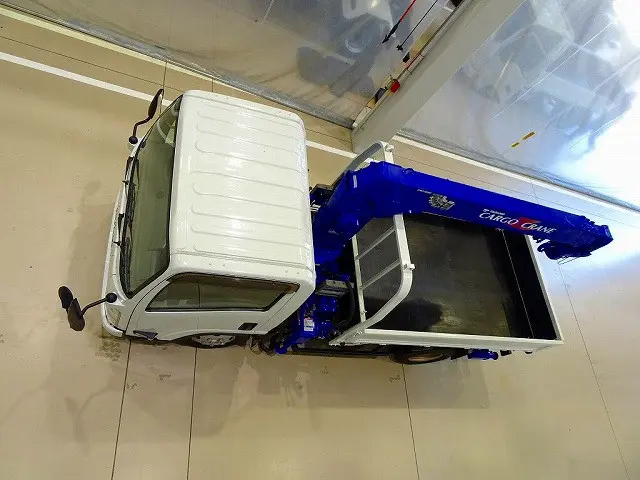 いすゞ エルフ TRG-NMR85R(2WD)の写真33