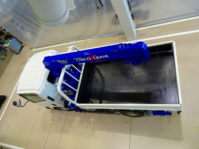 いすゞ エルフ TRG-NMR85R(2WD)の写真34