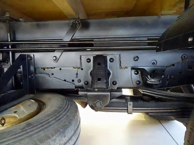 いすゞ エルフ TRG-NMR85R(2WD)の写真36