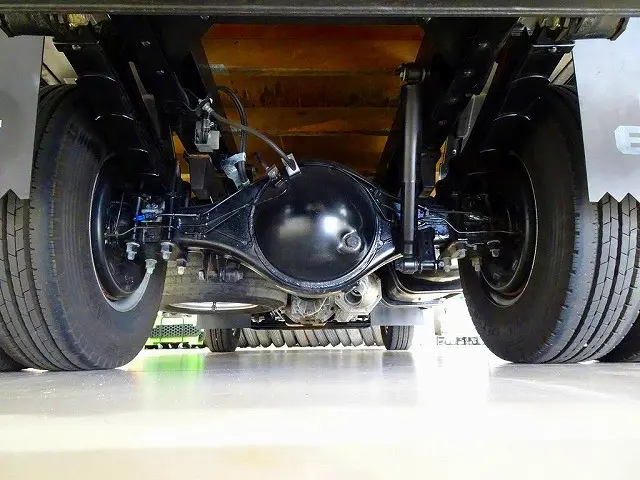 いすゞ エルフ TRG-NMR85R(2WD)の写真42