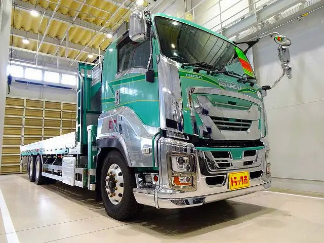 お問合せ管理No.E745 R3 ギガ 12.1t 3軸 2デフ アルミブロック タダノ4段クレーン付 リアエアサス 380ps|いすゞ ギガ 2PG-CYY77C(6x4)の写真2