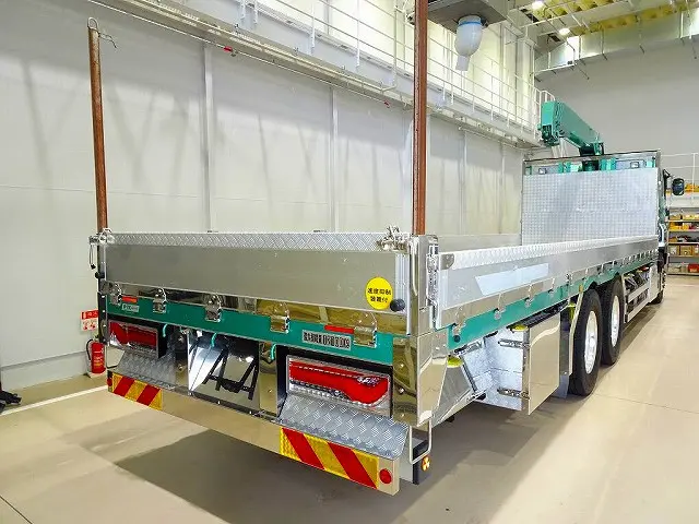 お問合せ管理No.E745 R3 ギガ 12.1t 3軸 2デフ アルミブロック タダノ4段クレーン付 リアエアサス 380ps|いすゞ ギガ 2PG-CYY77C(6x4)の写真3