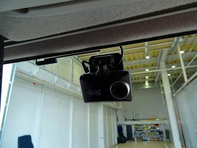 ドライブレコーダー|いすゞ ギガ 2PG-CYY77C(6x4)の写真16