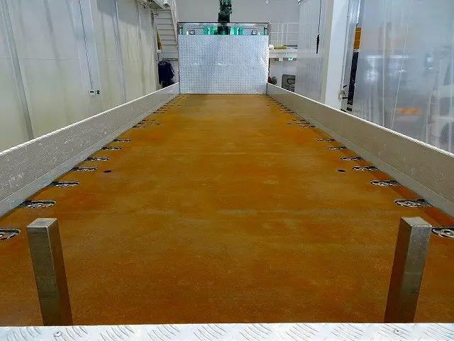 荷台内寸:880×239×30(リア:39) 三方開 アルミアオリ アオリ三方上部アルミ縞鋼板張り ステンレス製アオリヒンジ/左右セイコーラック 荷台床鉄板張り 埋め込みフック23対 パイプ立て穴5対|いすゞ ギガ 2PG-CYY77C(6x4)の写真22