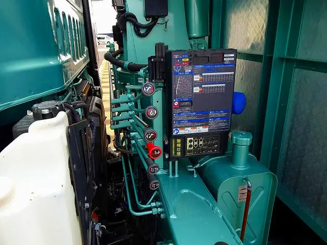 タダノ4段 2.9t吊り TM-ZX504HRENSA ラジコン/フックイン付 高さ制限/未格納警報装置 ML警報型 ※令和 7年 3月クレーン年次点検済|いすゞ ギガ 2PG-CYY77C(6x4)の写真36