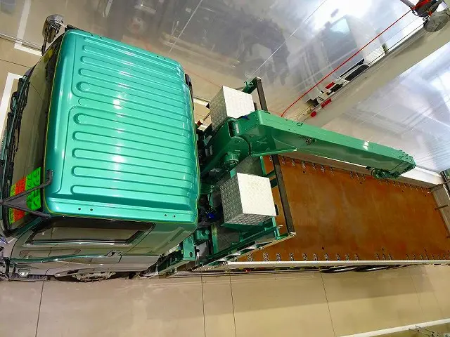 ☆ルームクリーニング&外装仕上げ済み☆|いすゞ ギガ 2PG-CYY77C(6x4)の写真37