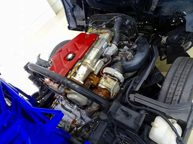 エンジンルーム|日野 デュトロ TKG-XZU685M(4WD)の写真36