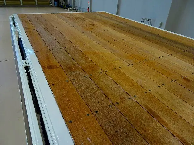 荷台内寸：286×179×38　三方開　床板アピトン張り替え　左右セイコーラック　タダノ4段 2.6t吊りクレーン付|日野 デュトロ 2RG-XZU645M(2WD)の写真30