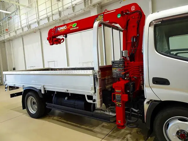 荷台内寸:368×179×38 三方開 左右セイコーラック アオリ三方上部アルミ縞鋼板 リアアオリチェーン2個 ユニック3段 2.6t吊りクレーン付|日野 デュトロ TKG-XZU695M(4WD)の写真19