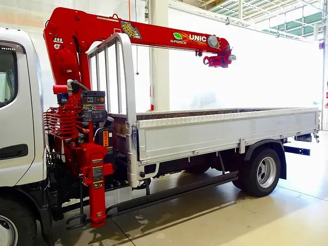 荷台内寸:368×179×38 三方開 左右セイコーラック アオリ三方上部アルミ縞鋼板 リアアオリチェーン2個 ユニック3段 2.6t吊りクレーン付|日野 デュトロ TKG-XZU695M(4WD)の写真20