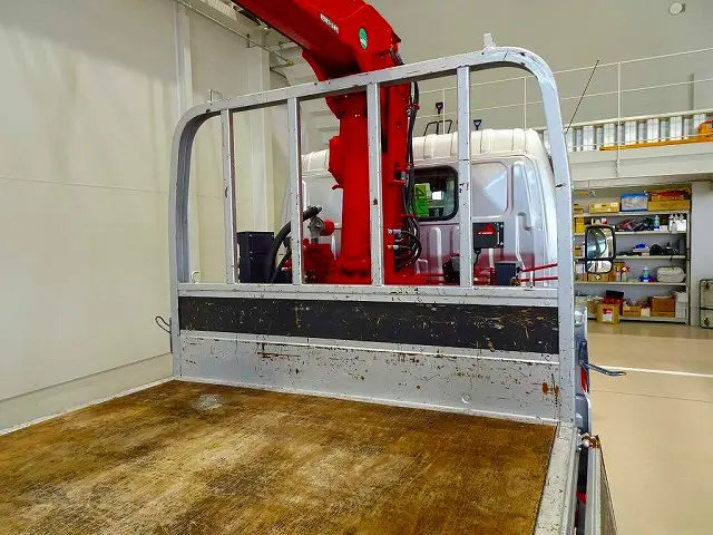 荷台内寸:368×179×38 三方開 左右セイコーラック アオリ三方上部アルミ縞鋼板 リアアオリチェーン2個 ユニック3段 2.6t吊りクレーン付|日野 デュトロ TKG-XZU695M(4WD)の写真21