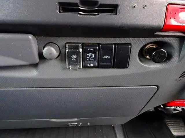 いすゞ エルフ TPG-NPR85YN(2WD)の写真16