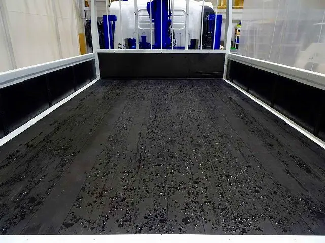 いすゞ エルフ TPG-NPR85YN(2WD)の写真23