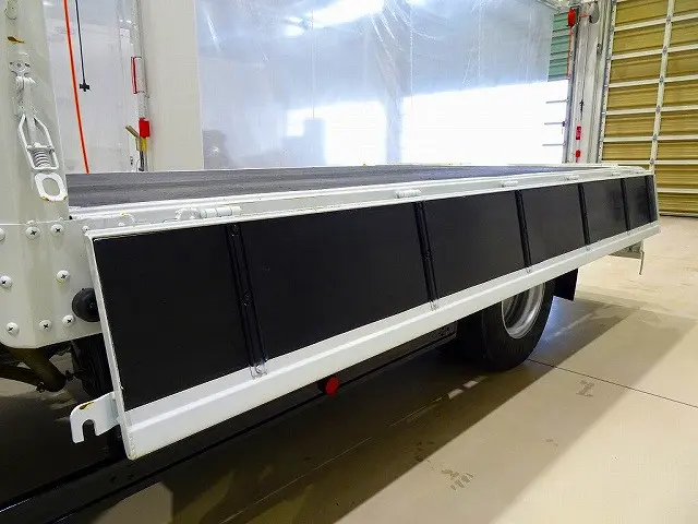 荷台内寸:365×210×40 三方開 床板アピトン張替え(20mm) リアブル積み加工 横ねた19本/チャンネル増し8本 H13年製タダノ4段 2.9t吊りセルフクレーン付|いすゞ エルフ TPG-NPR85YN(2WD)の写真27
