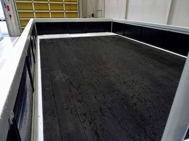 いすゞ エルフ TPG-NPR85YN(2WD)の写真28