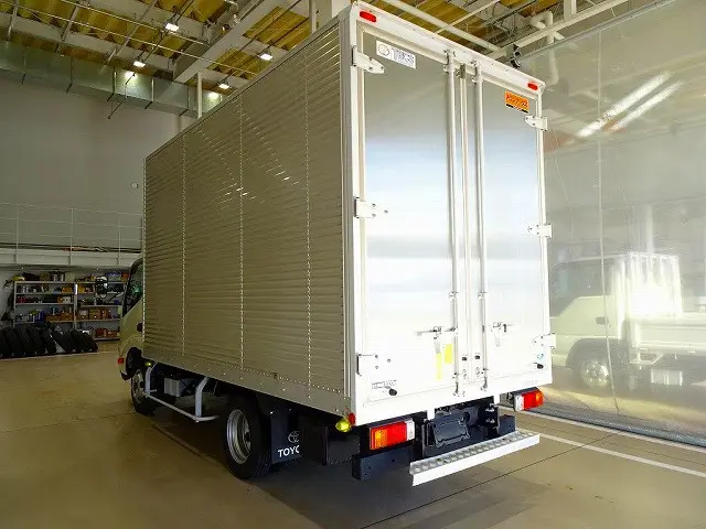お問合せ管理No.F367　R4 ダイナ 2t FJL 標準セミロング アルミバン 総重量5t未満|トヨタ ダイナ 2RG-XZC645(2WD)の写真4