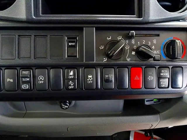 トヨタ ダイナ 2RG-XZC645(2WD)の写真12