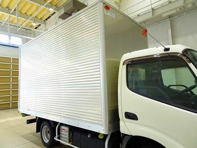 荷台内寸：380×177×212　トランテックス/V011J2901　リア観音扉　ラッシングレール2段(100cm/150cm)/ベルト1個　荷室灯2個|トヨタ ダイナ 2RG-XZC645(2WD)の写真27