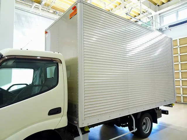 荷台内寸：380×177×212　トランテックス/V011J2901　リア観音扉　ラッシングレール2段(100cm/150cm)/ベルト1個　荷室灯2個|トヨタ ダイナ 2RG-XZC645(2WD)の写真28