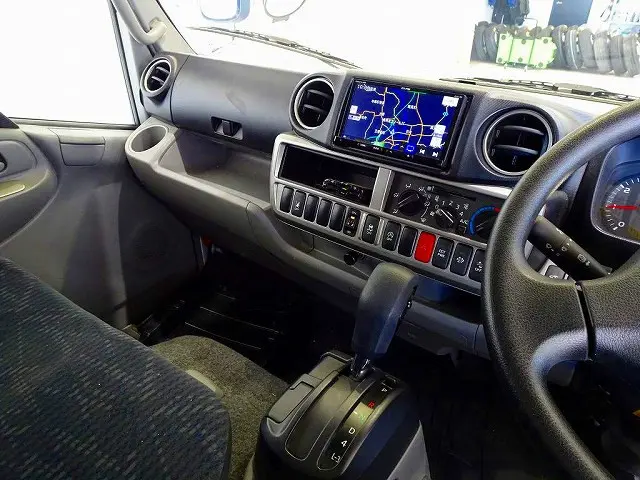 トヨタ トヨエース TPG-XZU605(2WD)の写真9