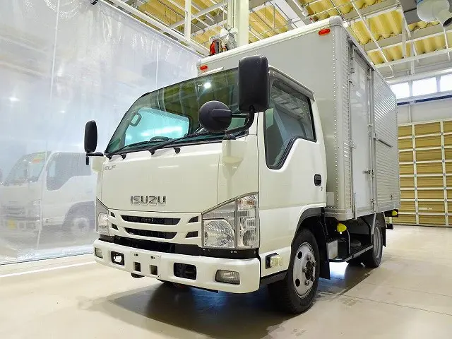 いすゞ エルフ TRG-NJS85AN(4WD)の写真1