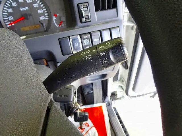 いすゞ エルフ TRG-NJR85A(2WD)の写真20