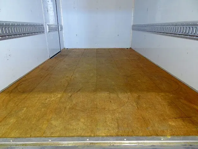 荷台内寸：320×175×190　東プレ　R1年製　R観音扉/90度ストッパー付　箱厚み5.5cm　左サイドスライドドア　ステンレス製ラッシングレール2段　水抜き穴前1対　荷室LED灯2個|いすゞ エルフ TRG-NJR85A(2WD)の写真23