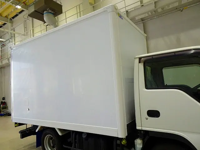 荷台内寸：320×175×190　東プレ　R1年製　R観音扉/90度ストッパー付　箱厚み5.5cm　左サイドスライドドア　ステンレス製ラッシングレール2段　水抜き穴前1対　荷室LED灯2個|いすゞ エルフ TRG-NJR85A(2WD)の写真28