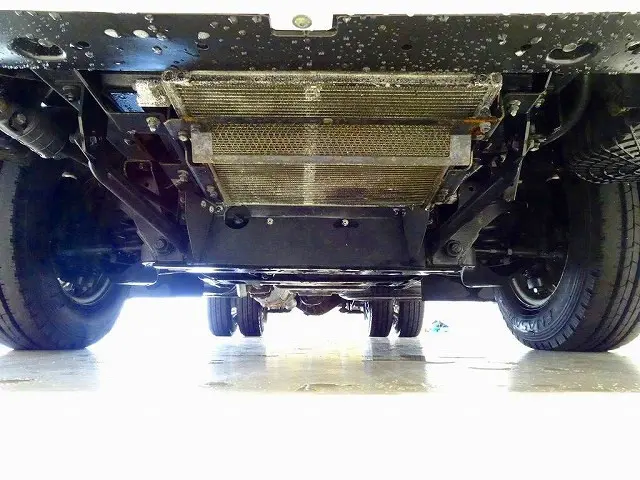 いすゞ エルフ TRG-NJR85A(2WD)の写真40