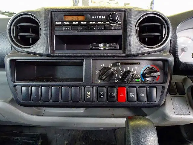 日野 デュトロ TKG-XZC645M(2WD)の写真10