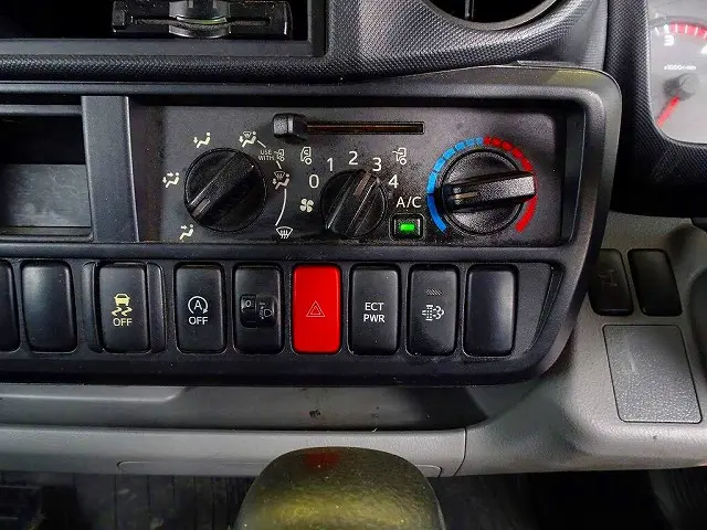 日野 デュトロ TKG-XZC645M(2WD)の写真11