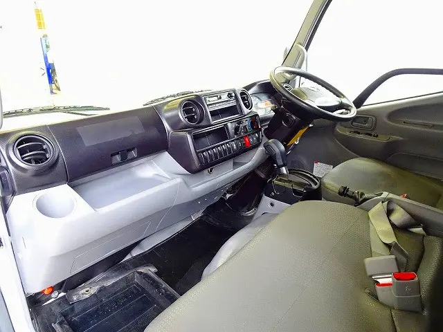 日野 デュトロ TKG-XZU655M(2WD)の写真7